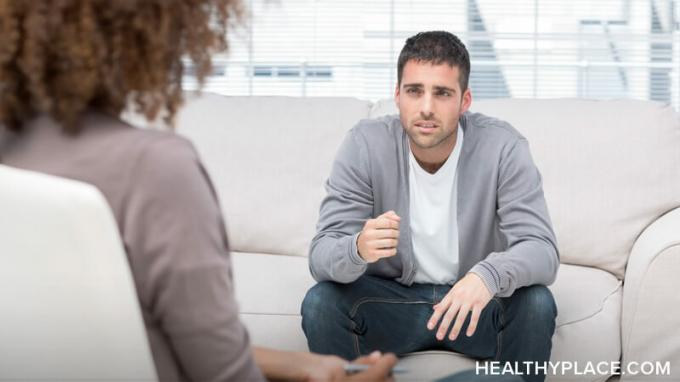 Научете за различните видове съветници за психично здраве и как да намерите добър съветник за психично здраве за вас, на HealthyPlace.com.