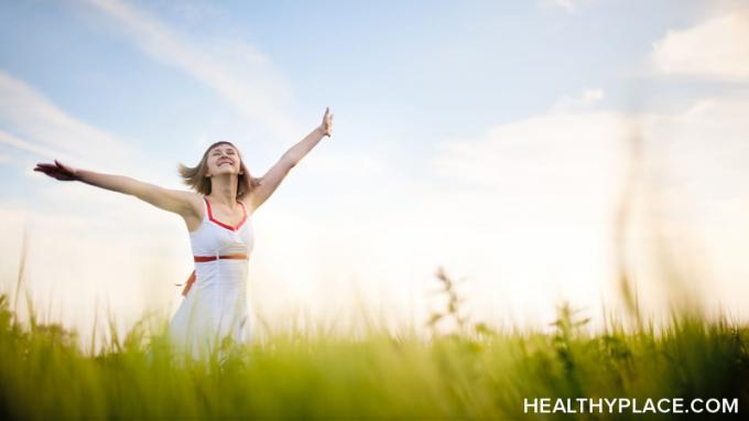 Можете да подобрите психичното си здраве и благополучие въпреки трудностите. Научете някои практични начини да подобрите благосъстоянието си на HealthyPlace.com