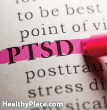 Сложното посттравматично стресово разстройство (ПТСР) може да бъде свързано с бой, но по-често е свързано с граждански причини. Научете за симптомите на сложен ПТСР.