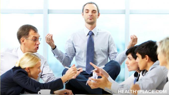 Работното ви място вреди ли на психичното ви здраве? Научете как да защитите и подобрите психичното си здраве при работа с тези съвети от HealthyPlace.