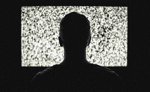 Телевизията за гледане на гуляй е често и лесно, но може да усложни способността ви да се справите с депресията. Научете повече за гледането на хапване и неговите ефекти.